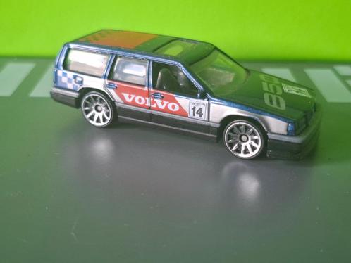 Hotwheels - Volvo 850 Estate Race [blauw] 1/64, Hobby en Vrije tijd, Modelauto's | Overige schalen, Zo goed als nieuw, Auto, Ophalen of Verzenden