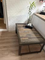 Stalen tafel met houten blad en wieltjes, Ophalen, 100 tot 150 cm, 50 tot 100 cm, Zo goed als nieuw