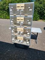 Een blok van  8 gehu broed kooien, Dieren en Toebehoren, Vogels | Hokken en Kooien, Ophalen, Zo goed als nieuw, Hout, Broedkooi of Kweekkooi