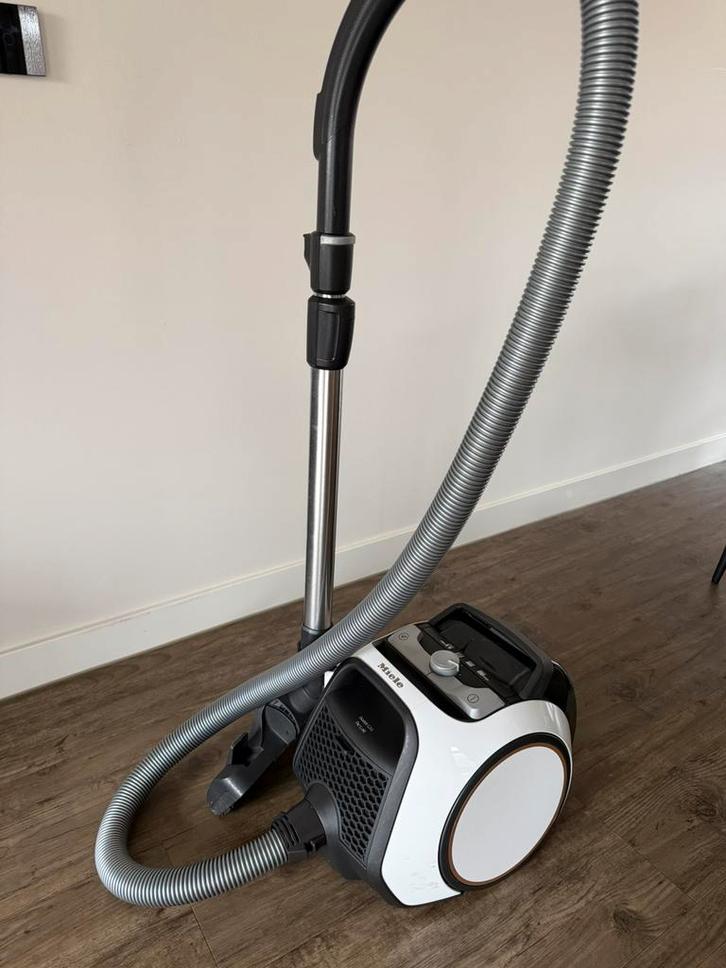 Miele BOOST CX1 Parquet, Witgoed en Apparatuur, Stofzuigers, Zo goed als nieuw, Stofzuiger, Reservoir, Ophalen