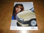 brochure Opel Omega accessoires  1988, Boeken, Auto's | Folders en Tijdschriften, Nieuw, Overige merken, Ophalen of Verzenden