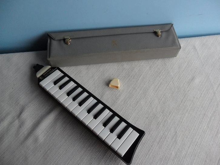 Vintage Hohner Melodica piano, Muziek en Instrumenten, Blaasinstrumenten | Mondharmonica's, Gebruikt, Overige typen, Met koffer of doosje