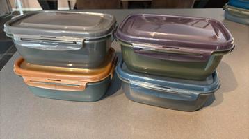 Magnetron bakjes 1,1L 4 stuks beschikbaar voor biedingen