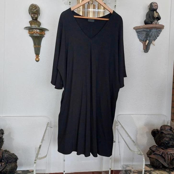 Jurk van het merk Q/Neel. Maat 50, Kleding | Dames, Grote Maten, Zo goed als nieuw, Jurk, Zwart, Verzenden