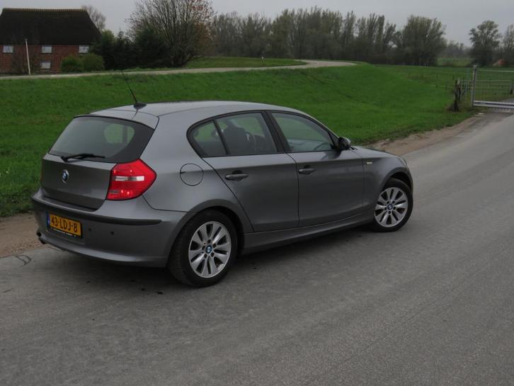 BMW 1-Serie 1.6 zuinig maar toch sportief! Goed onderhouden, Auto's, BMW, Particulier, 1-Serie, ABS, Airconditioning, Alarm, Bluetooth