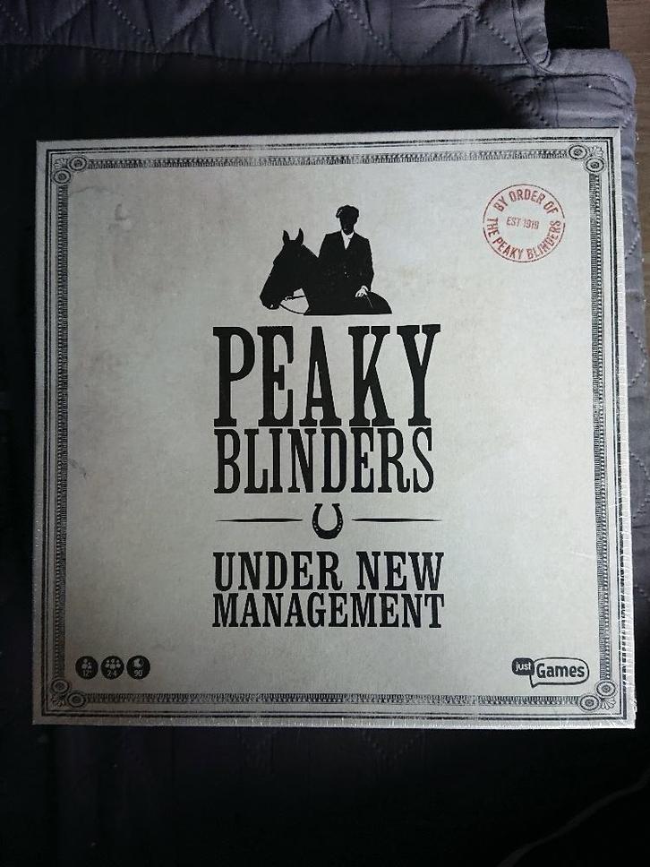 Peaky Blinders - Under New Management Bordspel, Hobby en Vrije tijd, Gezelschapsspellen | Bordspellen, Nieuw, Een of twee spelers