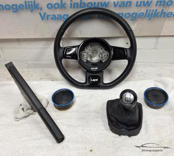 VW Up Leder stuur blauwe stiksels & Versnellingspook set beschikbaar voor biedingen