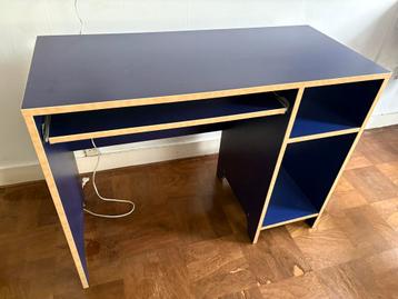 Blauw Bureau - Zeer Goede Staat - 103x46x78 beschikbaar voor biedingen