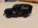 Police eru klassieke bestelwagen, Hobby en Vrije tijd, Modelauto's | Overige schalen, Ophalen of Verzenden, Gebruikt, Auto