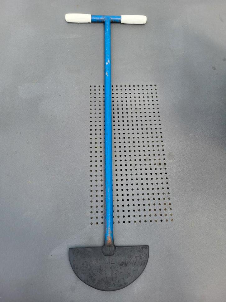 Graskant steker. Strak gazon met deze net geslepen steker, Tuin en Terras, Hand-tuingereedschap, Gebruikt, Ophalen