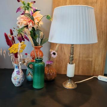Messing met marmeren tafellamp. 40 cm hoog.  beschikbaar voor biedingen