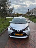 Toyota Aygo 1.0 Vvt-i X-Play 2015 Grijs, Origineel Nederlands, Handgeschakeld, Particulier, 3 cilinders