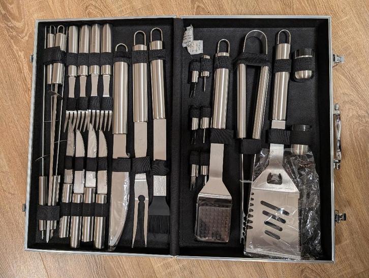 Luxe 26-delige Barbecue Toolbox van Buxibo, Tuin en Terras, Barbecue-accessoires, Nieuw, Ophalen of Verzenden