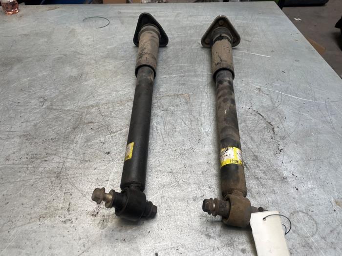 Schokdemper set van een Lexus IS 300, Gebruikt, -, -, -