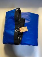 Blauw PVC afdekzeil 600gr 406x494cm met 2 hoekuitsp. 12x12cm, Watersport en Boten, Zeilen en Zeiltoebehoren, Ophalen of Verzenden