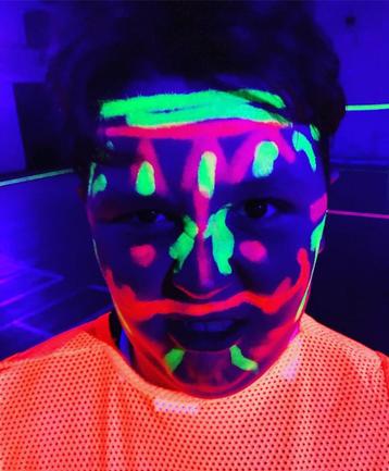 Te huur: blacklight lampen Glow in the dark LED UV fluor beschikbaar voor biedingen