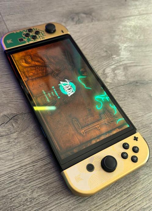 Nintendo Switch OLED Zelda: Tears of the Kingdom, Spelcomputers en Games, Spelcomputers | Nintendo Switch, Zo goed als nieuw, Switch OLED