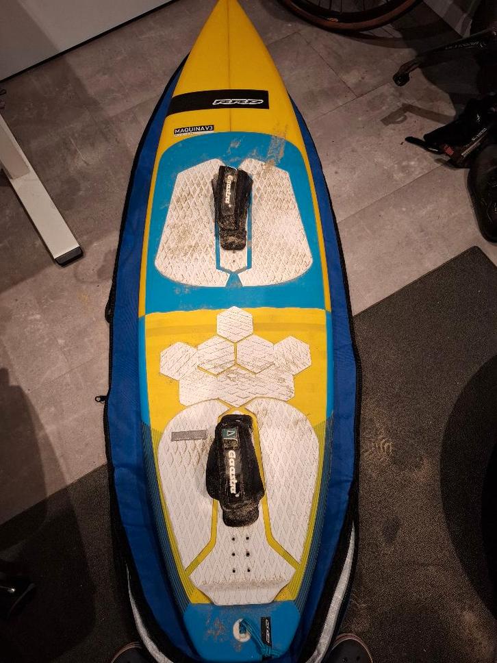 Kite board RRD 5.9 wave incl boardbag, Watersport en Boten, Kitesurfen, Gebruikt, Kiteboard, Directional, Ophalen