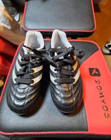 Adidas voetbalschoenen maat 29  beschikbaar voor biedingen