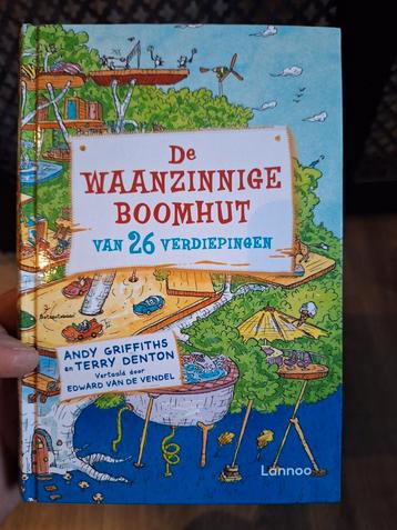 Terry Denton - De waanzinnige boomhut van 26 verdiepingen beschikbaar voor biedingen