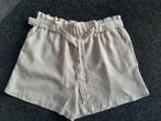 Korte broek ecru maat 44, Kort, Beige, Maat 42/44 (L), Ophalen of Verzenden