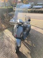 Vespa sprint 2017, Fietsen en Brommers, Scooters | Vespa, Ophalen, Gebruikt, Overige modellen, Benzine