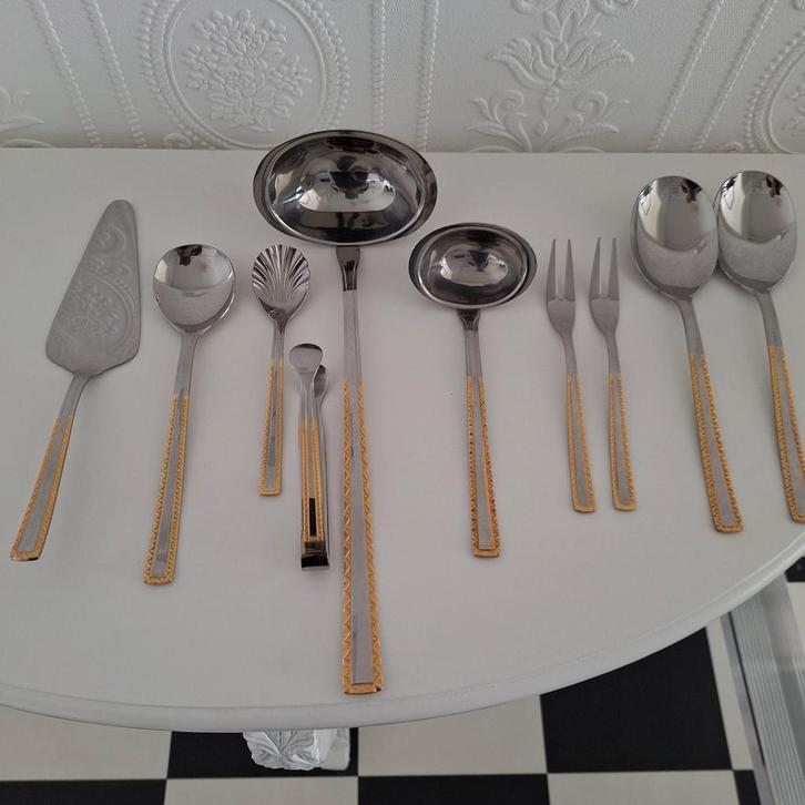 10-delig SBS Bestekset goud randje, Huis en Inrichting, Keuken | Bestek, Nieuw, Overige materialen, Vaatwasserbestendig, Ophalen of Verzenden