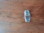 Buddha to buddha ring, 20 of groter, Ophalen of Verzenden, Zo goed als nieuw, Dame of Heer