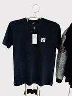 Zwart FENDI T-shirt met logo - Maat M, Kleding | Heren, T-shirts, Maat 52/54 (L), Zwart, Ophalen of Verzenden, Zo goed als nieuw