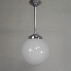 Art Deco hanglamp met witte bol, jaren 30, Ophalen of Verzenden