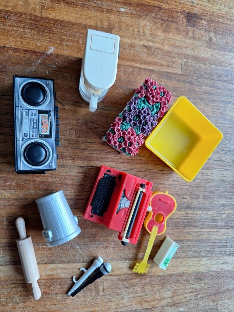 Barbie spullen radio wekker etc., Ophalen of Verzenden, Poppenhuis