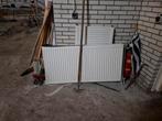 2 Radiatoren in Goede Staat, Doe-het-zelf en Verbouw, Verwarming en Radiatoren, Ophalen, 30 tot 80 cm, Gebruikt, Radiator
