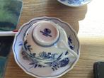 4 x theekop en schotel blauw ui  Hutschenreuther, Ophalen, Zo goed als nieuw, Porselein, Kop en/of schotel