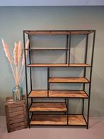 Industriële boekenkast Sparrow mangohout 120x188, Ophalen, Zo goed als nieuw