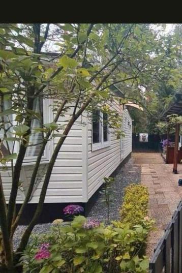 Chalet stacaravan hoenderloo te huur🌺🦋🪶🐾 beschikbaar voor biedingen