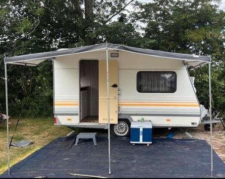 Knaus Sudwind 370 H, Caravans en Kamperen, Caravans, Particulier, tot en met 4, 500 - 750 kg, Rondzit, Knaus, Reservewiel, Ophalen