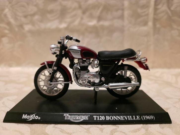 Maisto Triumph Bonneville 1969, Hobby en Vrije tijd, Modelbouw | Auto's en Voertuigen, Zo goed als nieuw, Auto, Groter dan 1:32