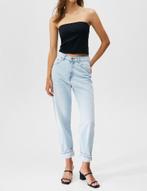 Pull & Bear lichtblauwe slouchy jeans met hoge taille mt 36, Blauw, Nieuw, Ophalen of Verzenden, W28 - W29 (confectie 36)