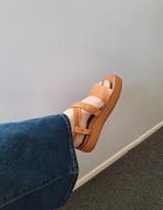 Sandalen Lina Locchi lichtbruin soepel leer maat 40, Ophalen of Verzenden, Zo goed als nieuw, Bruin, Sandalen of Muiltjes
