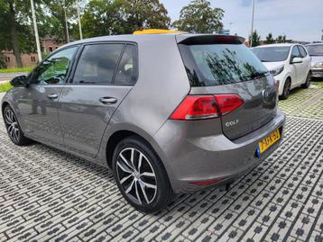 Volkswagen Golf 1.2 TSI 77KW 5D DSG 2013 Grijs beschikbaar voor biedingen