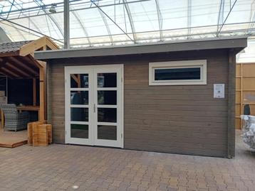 blokhut Tilia 450 x 300 44 mm beschikbaar voor biedingen