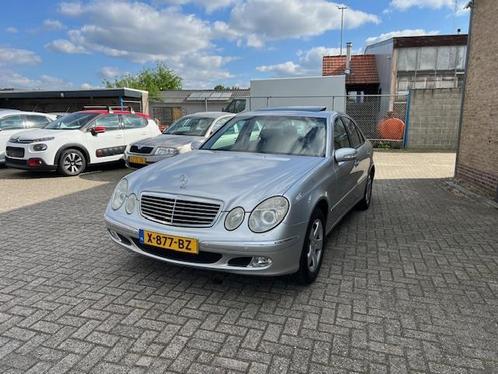 Mercedes-Benz E-klasse 200 K. Elegance // Zeer mooie E200, Auto's, Mercedes-Benz, Bedrijf, Te koop, E-Klasse, ABS, Airbags, Airconditioning