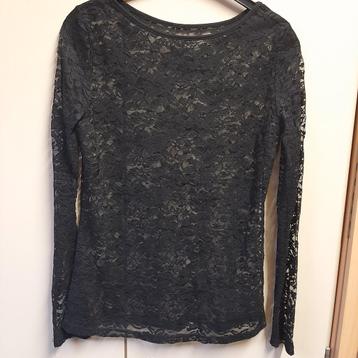 Zwarte kanten top lange mouwen 36/38 beschikbaar voor biedingen