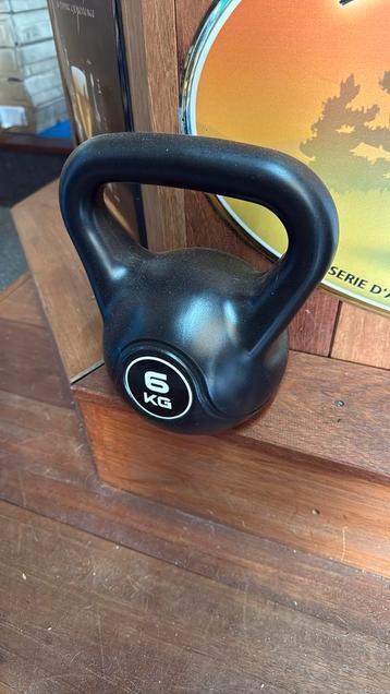 kettlebell 6kg. beschikbaar voor biedingen