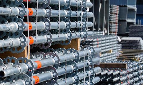 Nieuw / gebruikt stalen allround layher systeem gevelsteiger, Doe-het-zelf en Verbouw, Steigers, Zo goed als nieuw, Gevelsteiger