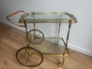 Gouden Vintage Serveerkar met Glazen Platen beschikbaar voor biedingen