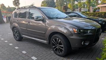 Mitsubishi Outlander 2.2 Di-d Clima,Apk full option  beschikbaar voor biedingen