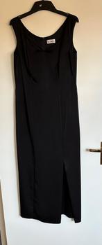 Avondjurk zwart (lang met split), Galajurk, Zwart, Zo goed als nieuw, Vera Mont