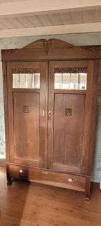 Oude kledingkast uit 1928, Ophalen