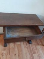 Donker Eiken Krantenarchief met Lade, Huis en Inrichting, Tafels | Bijzettafels, Ophalen, Minder dan 45 cm, Gebruikt, Vintage